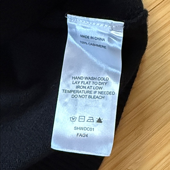 Quince Mongolian Cashmere Polo Sweater in black, size small - Picture 8 of 10